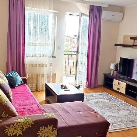 Dado Apartment